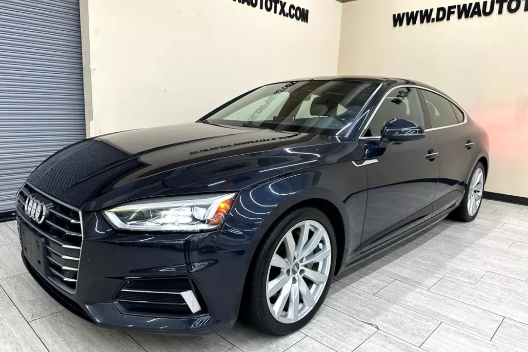 2018 Audi A5 Premium Plus Quattro photo 1