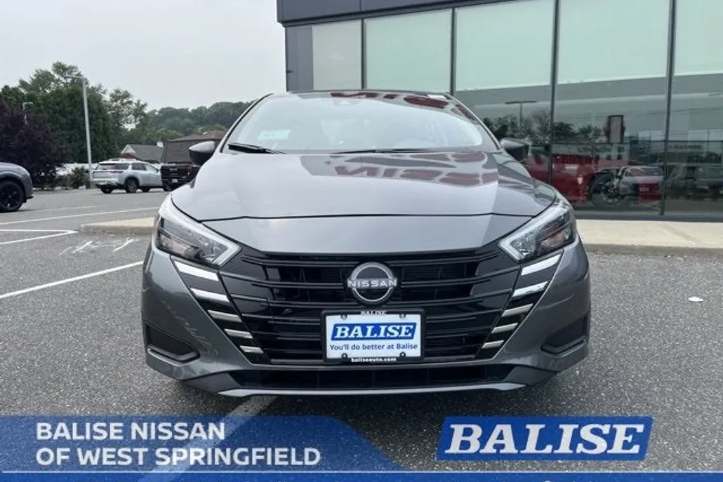 2025 Nissan Versa S photo 1