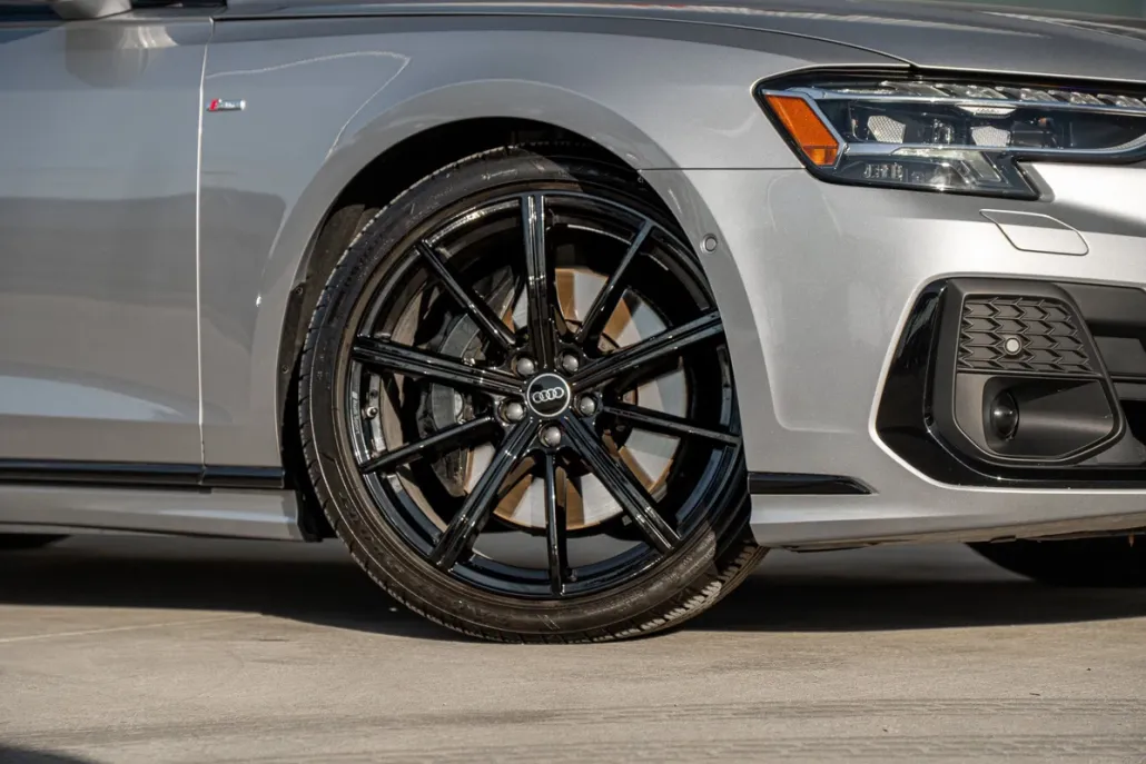 2024 Audi A8 L 55 photo 1