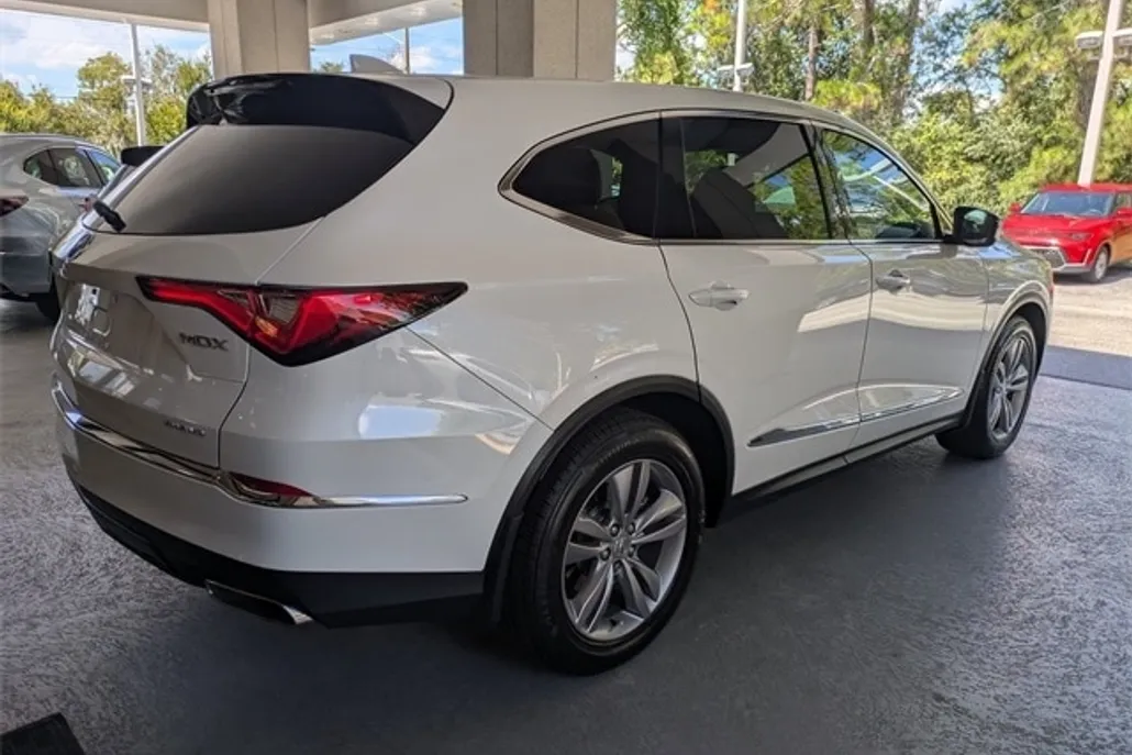 2024 Acura MDX SH-AWD photo 1