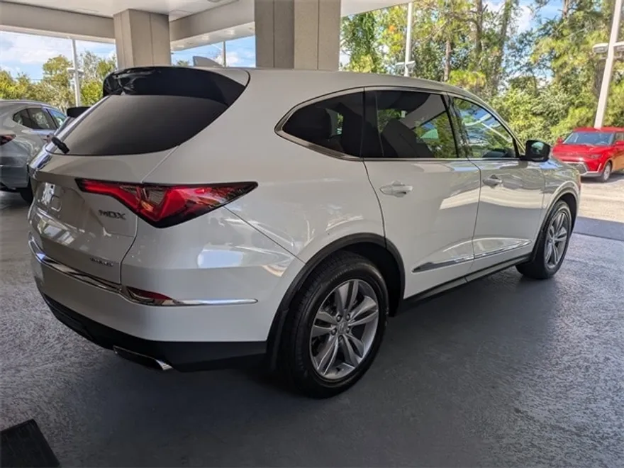 2024 Acura MDX SH-AWD photo 1
