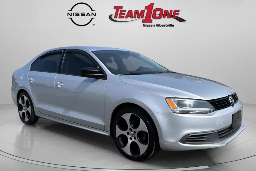2014 Volkswagen Jetta 2.0 photo 1