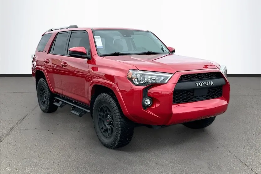 2022 Toyota 4Runner SR5 photo 1