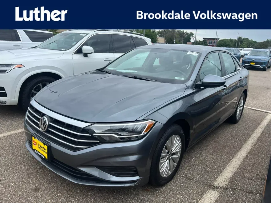 2019 Volkswagen Jetta S photo 1