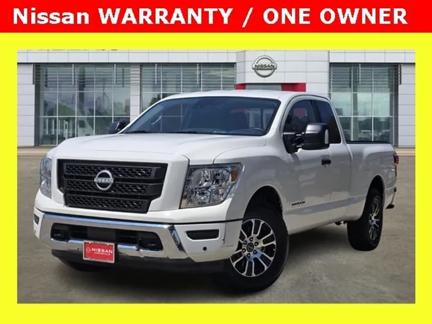 2024 Nissan Titan SV photo 1