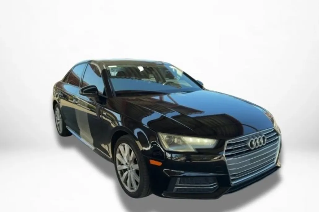 2018 Audi A4 Premium photo 1