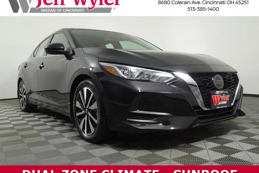 2023 Nissan Sentra SV Premium photo 1