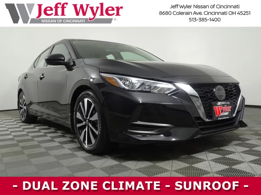 2023 Nissan Sentra SV Premium photo 1