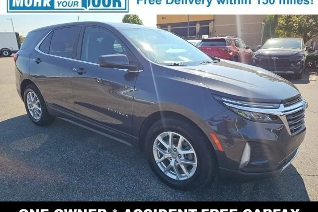 2022 Chevrolet Equinox LT photo 1