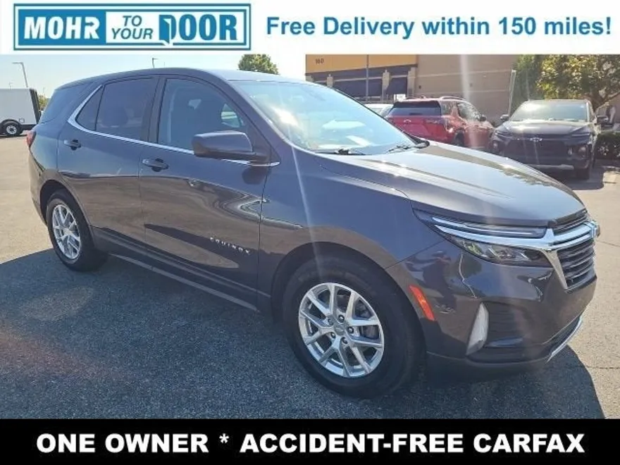 2022 Chevrolet Equinox LT photo 1