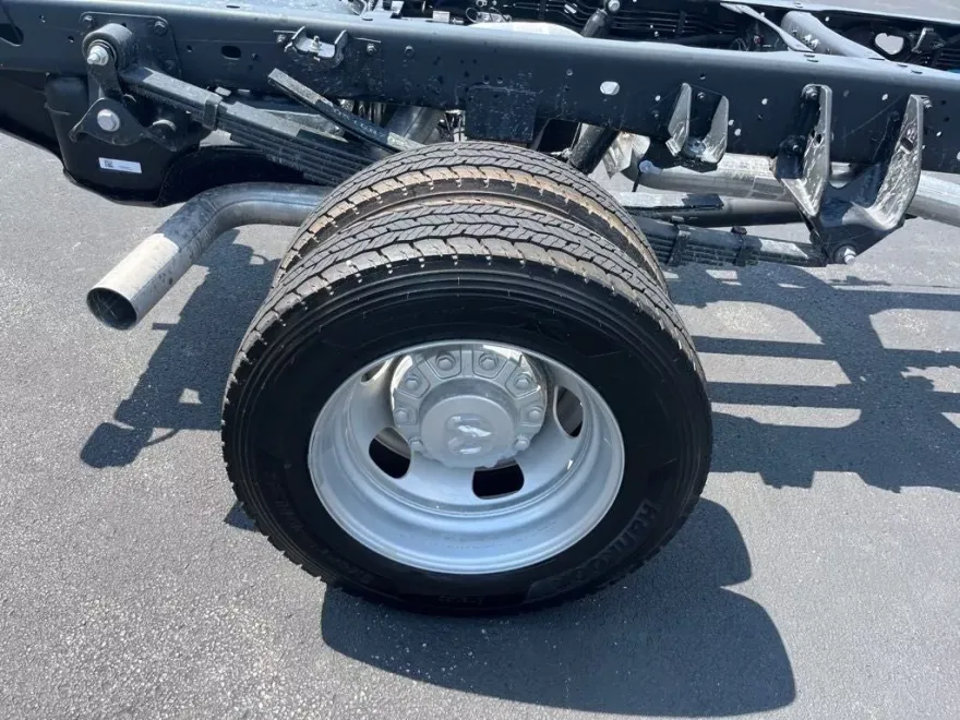 2025 Ram 5500 photo 1