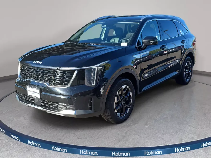 2024 Kia Sorento S photo 1