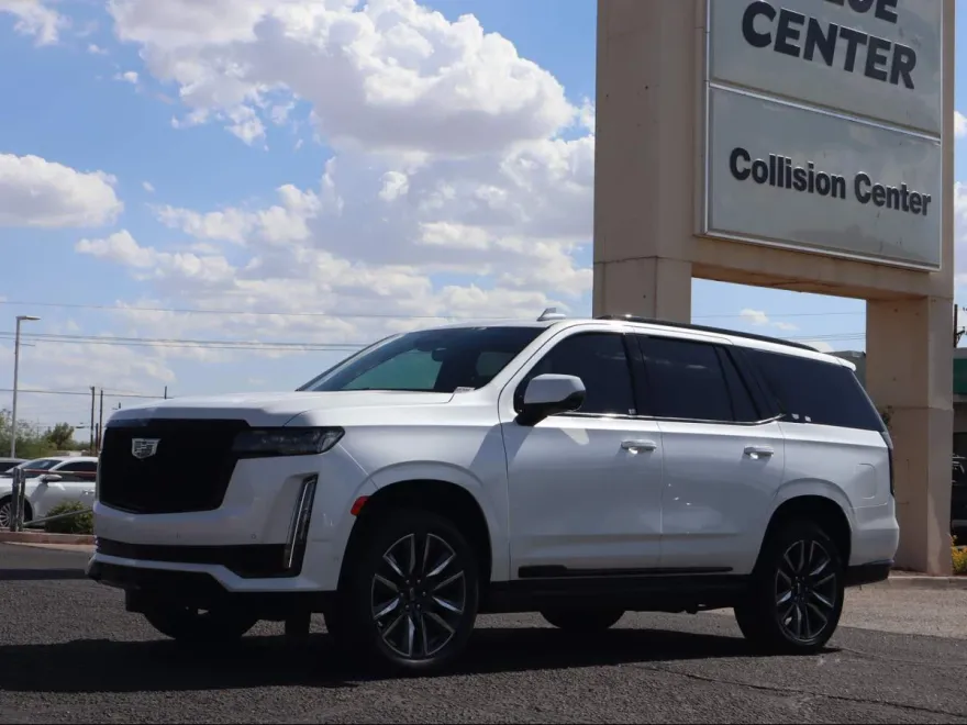 2021 Cadillac Escalade Sport photo 1