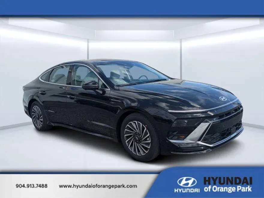 2025 Hyundai Sonata Hybrid Limited photo 1