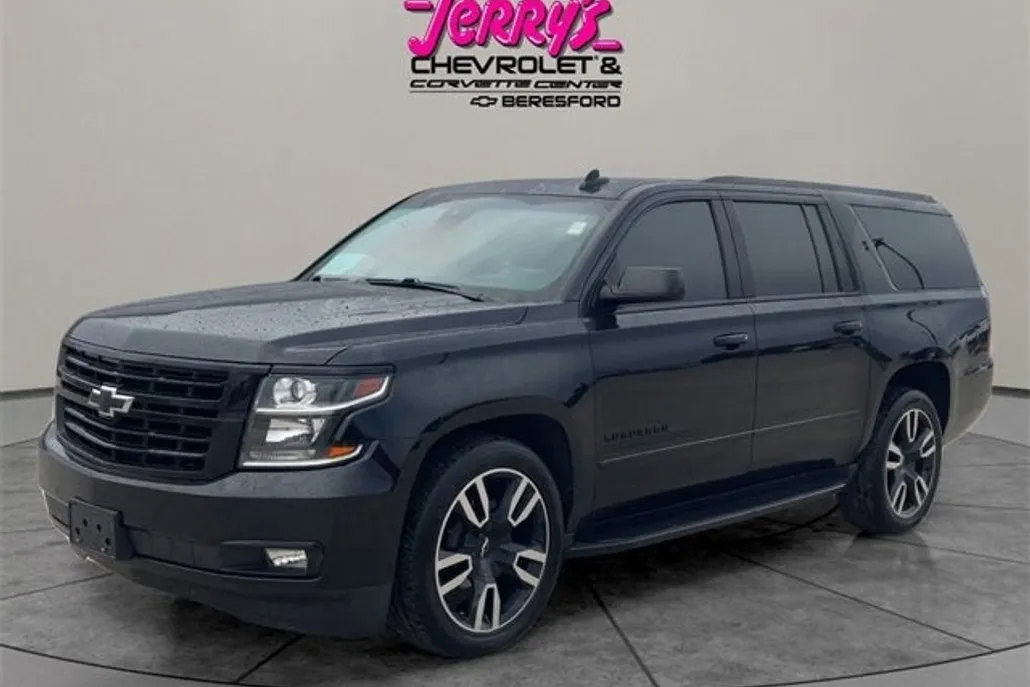 2018 Chevrolet Suburban Premier photo 1
