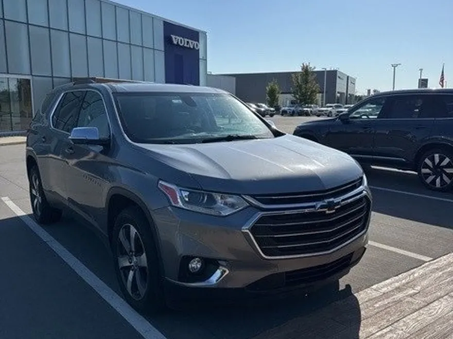 2018 Chevrolet Traverse Leather photo 1