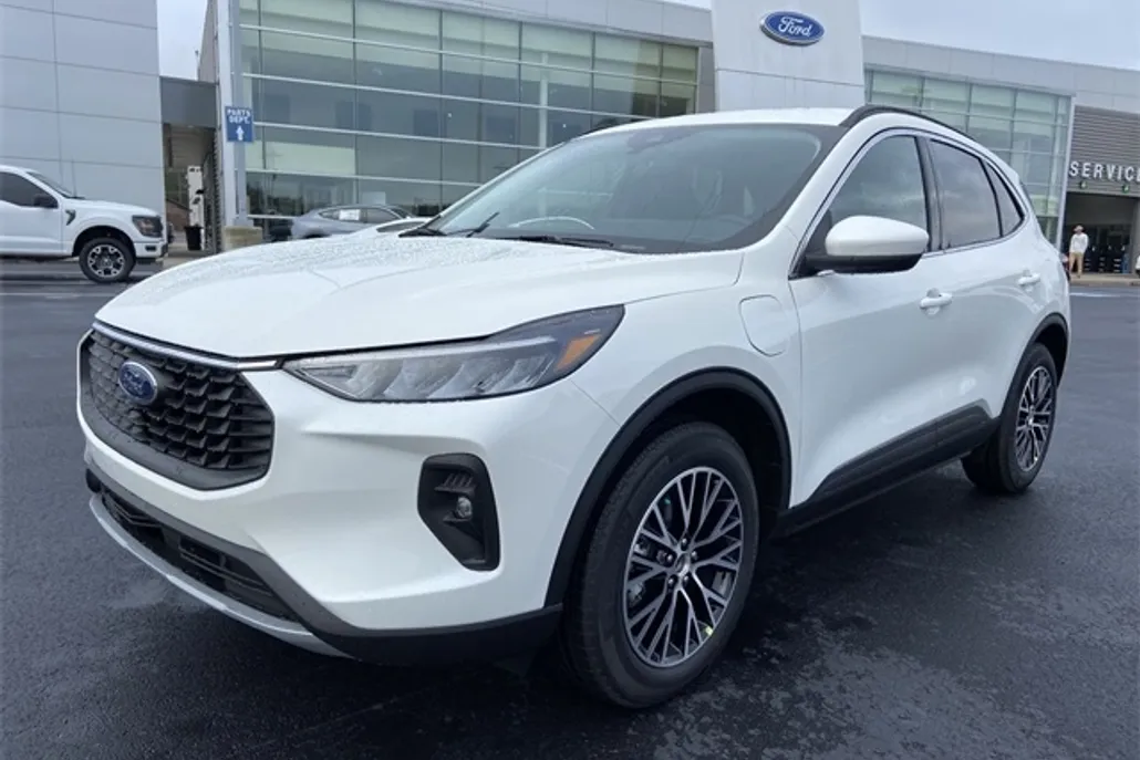 2025 Ford Escape Plug-In Hybrid photo 1