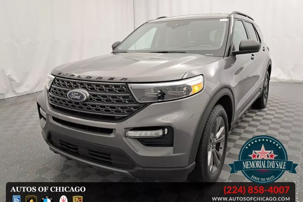 2021 Ford Explorer XLT photo 1