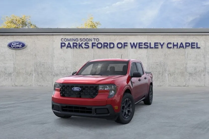 2025 Ford Maverick XLT photo 1