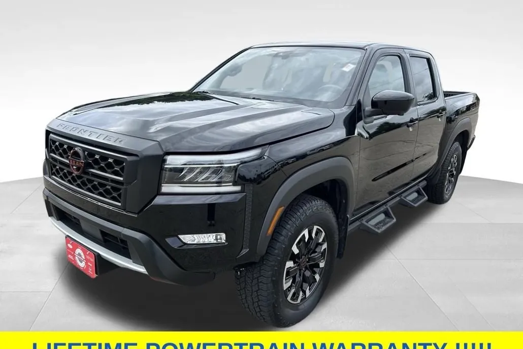 2023 Nissan Frontier PRO-4X photo 1