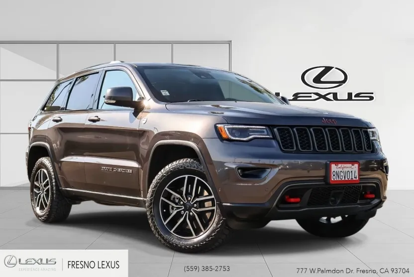 2020 Jeep Grand Cherokee Trailhawk photo 1