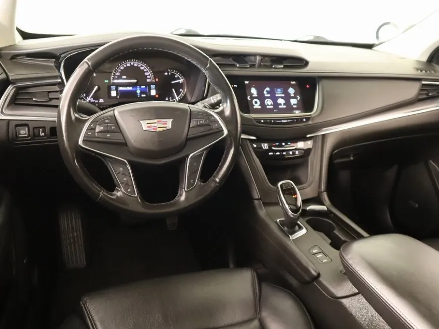 2019 Cadillac XT5 Luxury photo 1