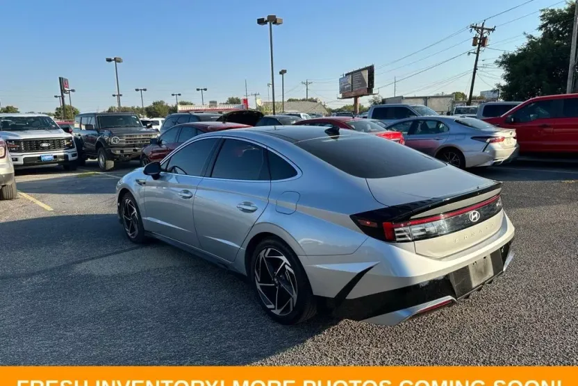 2024 Hyundai Sonata SEL Convenience photo 1