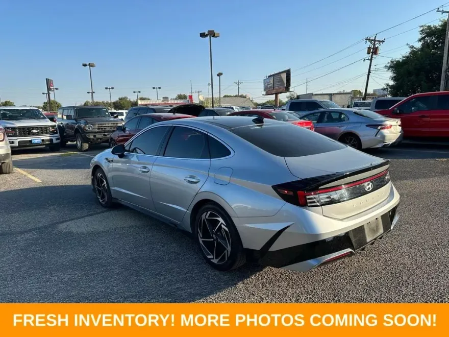 2024 Hyundai Sonata SEL Convenience photo 1