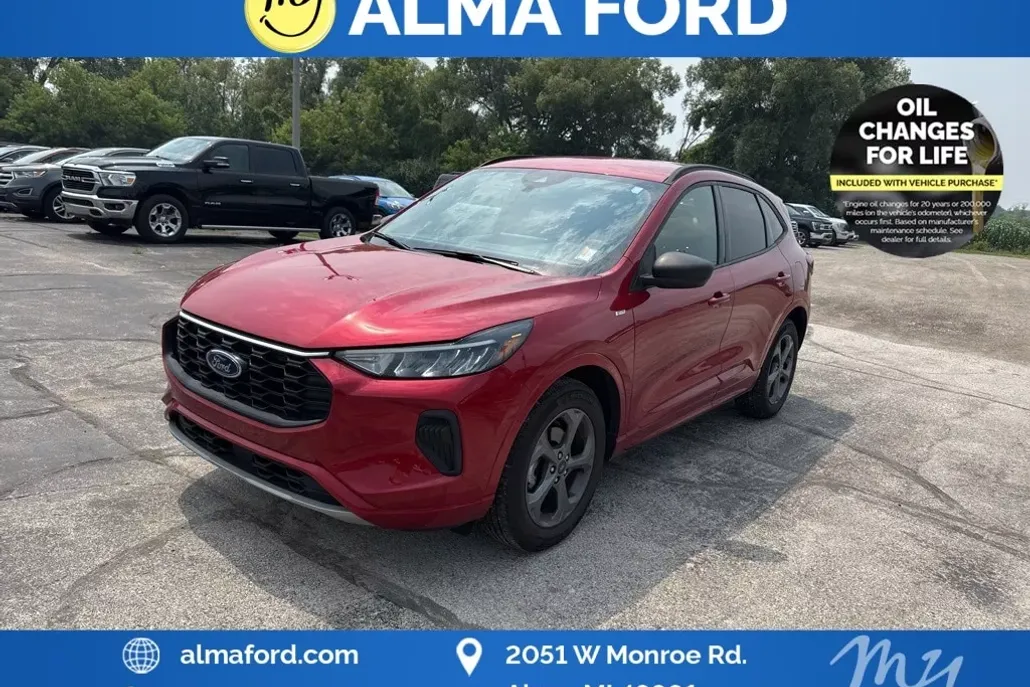 2023 Ford Escape ST-Line photo 1