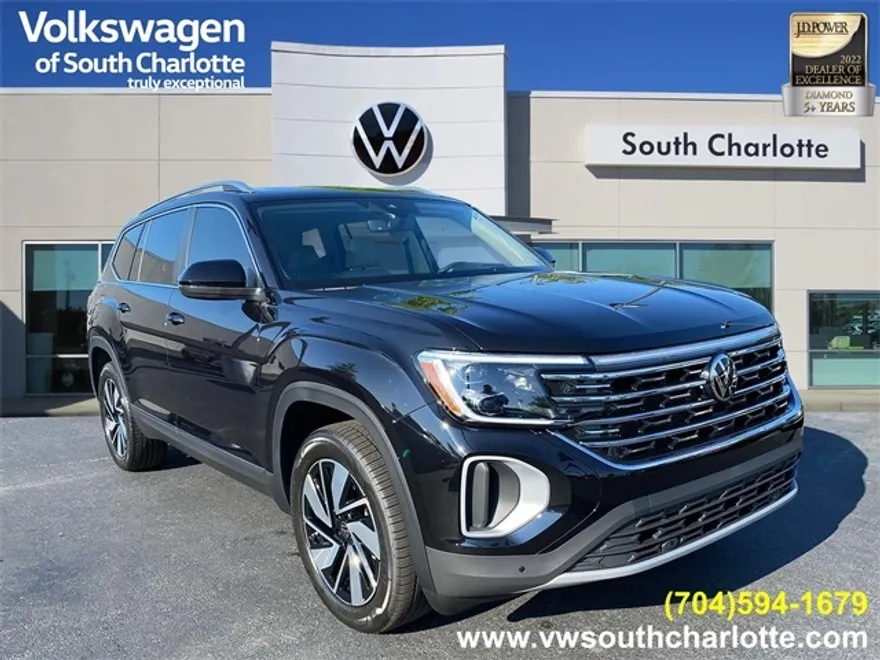 2025 Volkswagen Atlas SEL photo 1
