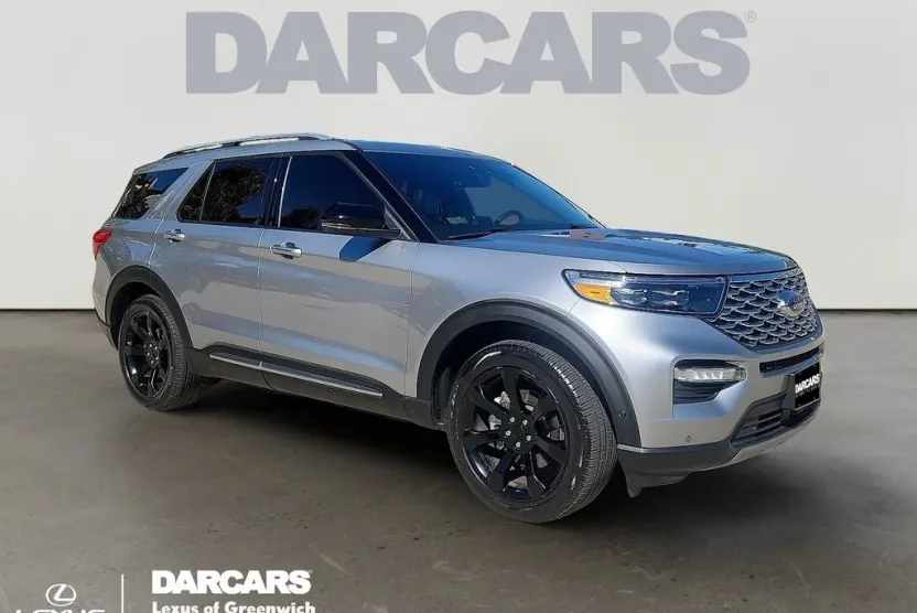 2020 Ford Explorer Platinum photo 1