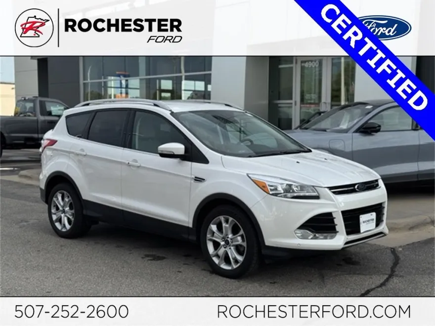 2016 Ford Escape Titanium photo 1