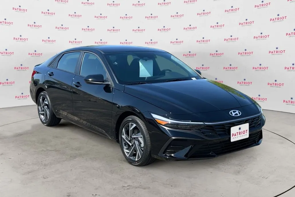 2025 Hyundai Elantra Hybrid SEL Sport photo 1