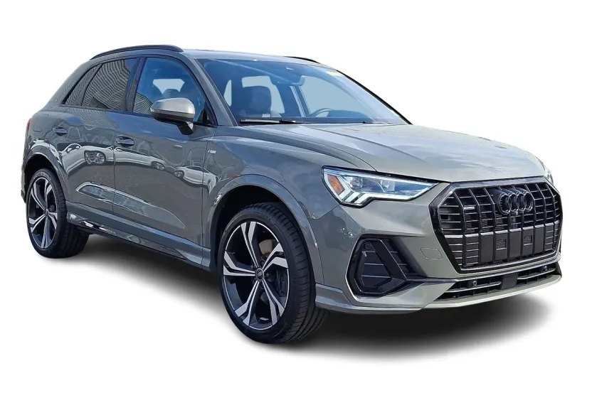 2024 Audi Q3 S line Premium Plus photo 1