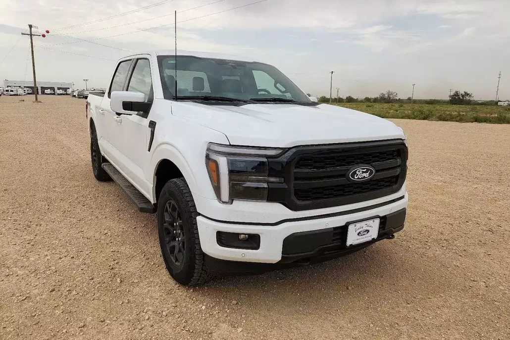 2025 Ford F-150 Lariat photo 1