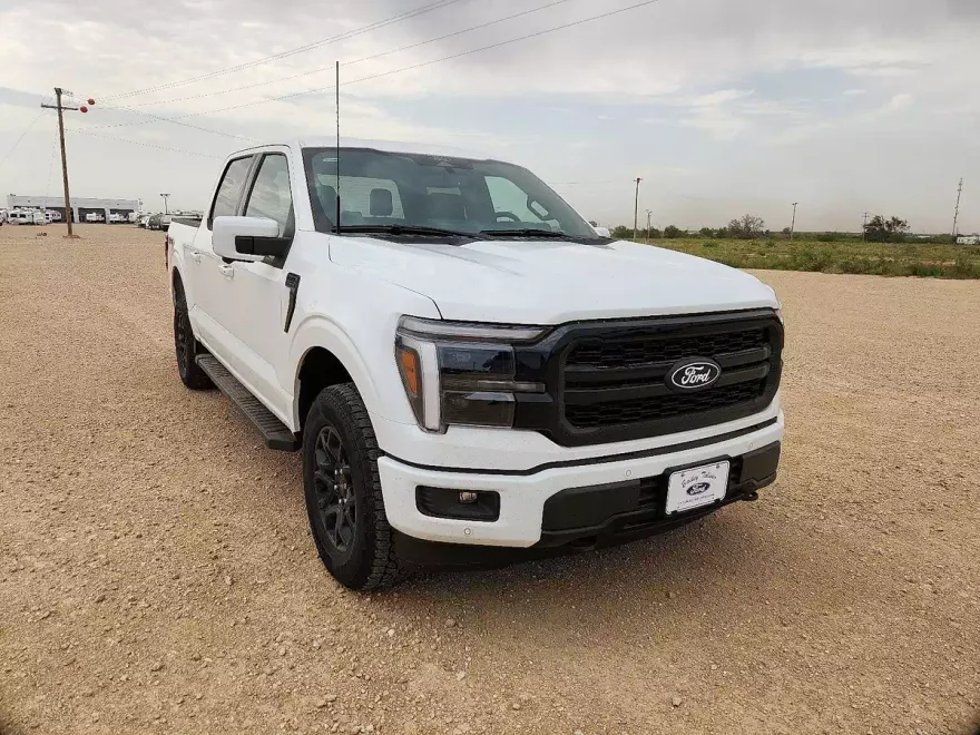 2025 Ford F-150 Lariat photo 1