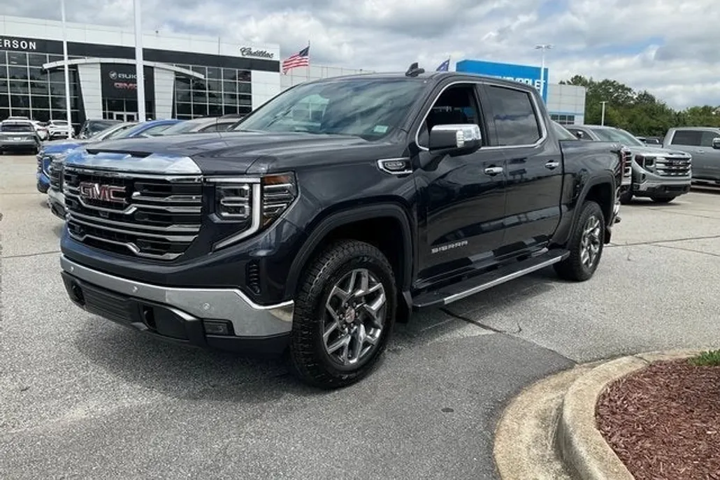 2026 Gmc Sierra 1500 SLT photo 1
