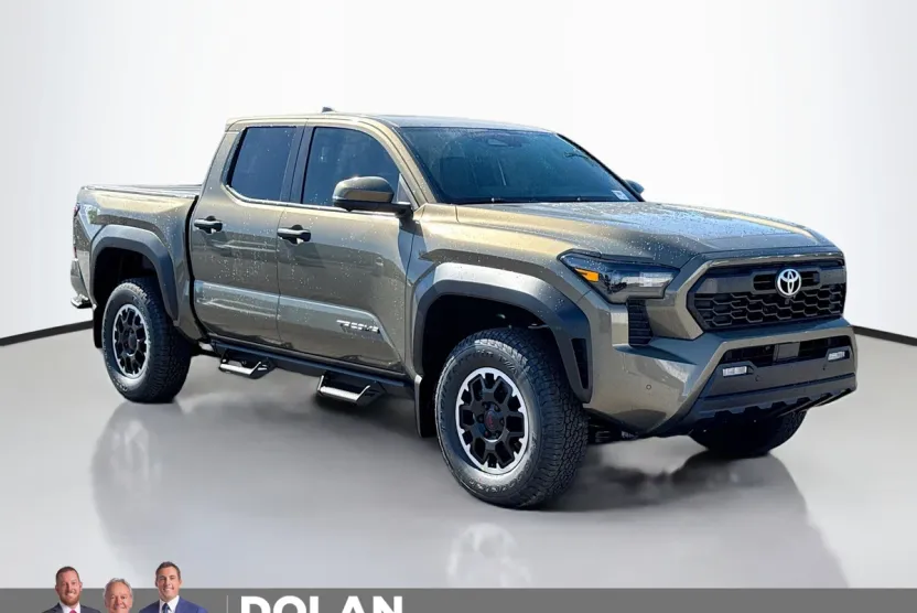 2025 Toyota Tacoma TRD Off-Road Double Cab photo 1