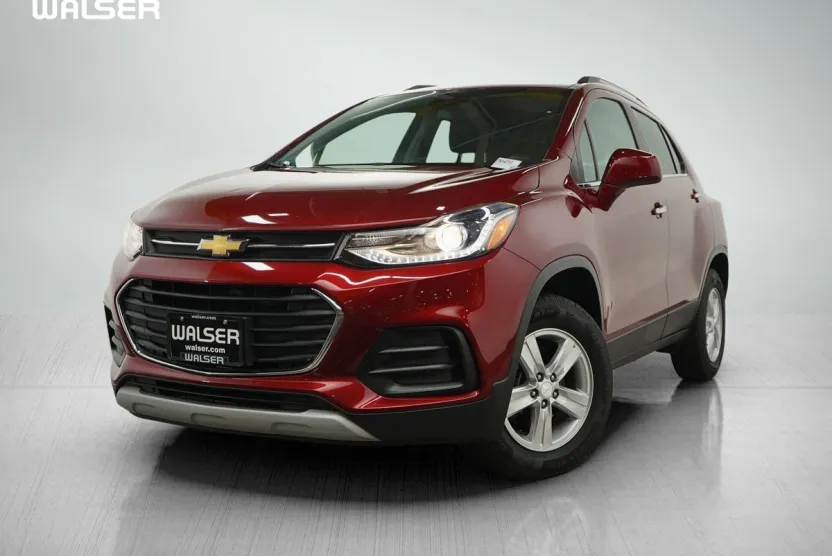 2020 Chevrolet Trax LT photo 1