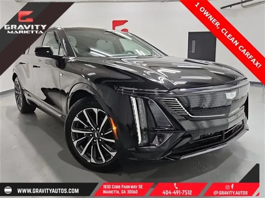2024 Cadillac Lyriq Sport photo 1