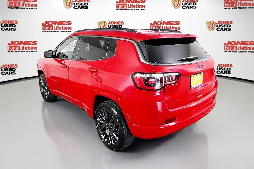2022 Jeep Compass Limited photo 1