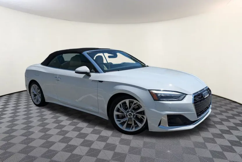 2022 Audi A5 45 Premium photo 1