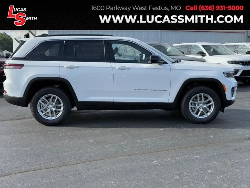 2025 Jeep Grand Cherokee Laredo X photo 1