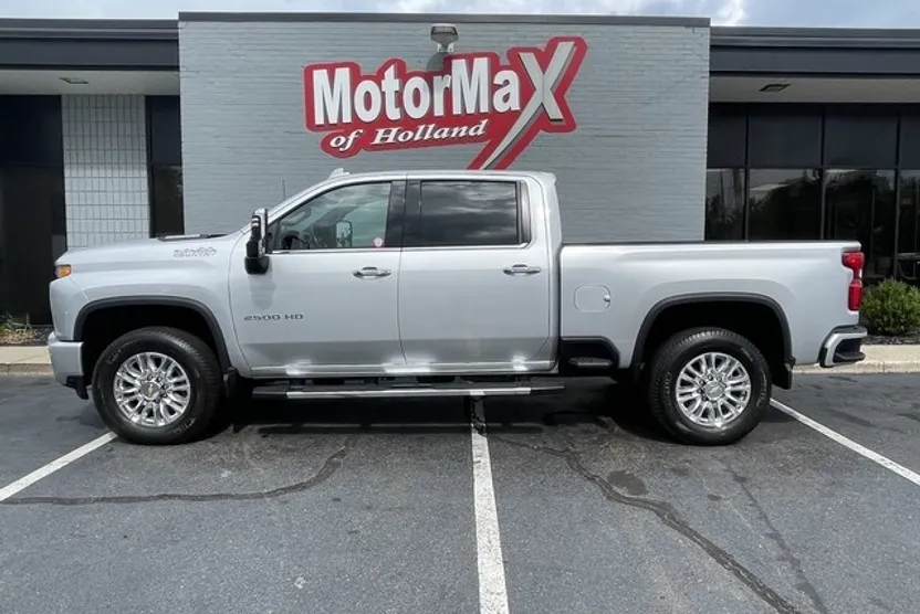 2022 Chevrolet Silverado 2500HD High Country Z71 photo 1