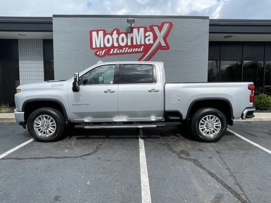 2022 Chevrolet Silverado 2500HD High Country Z71 photo 1