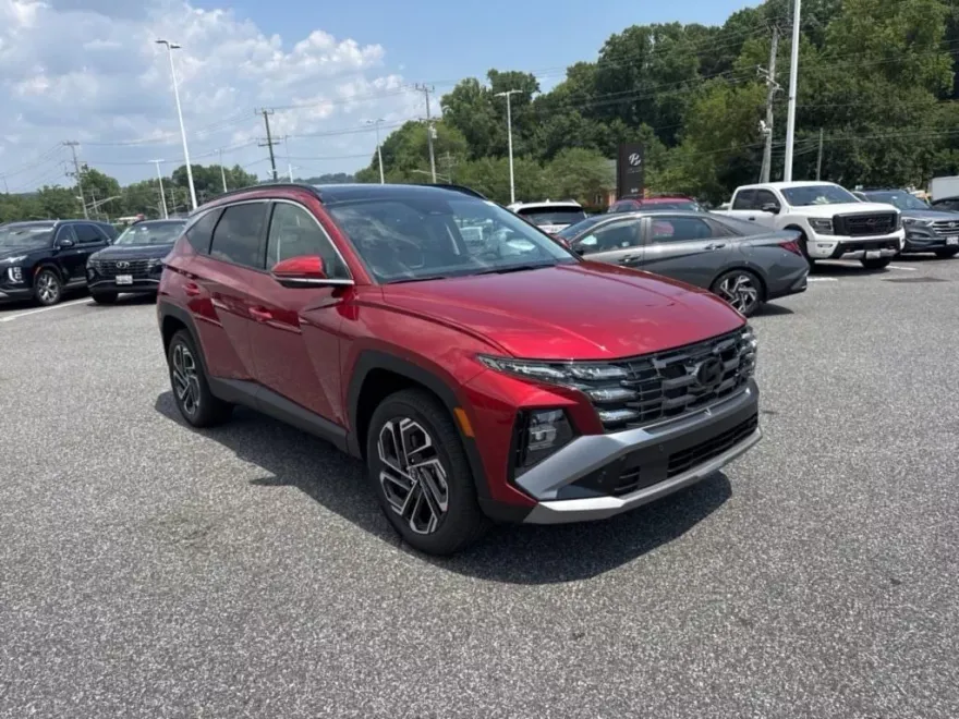 2025 Hyundai Tucson Limited photo 1