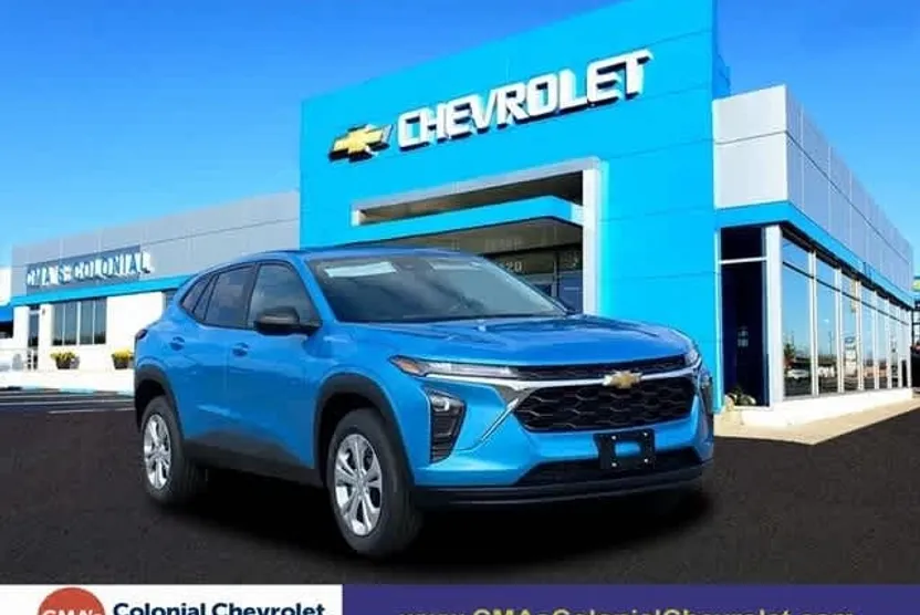 2026 Chevrolet Trax LS photo 1
