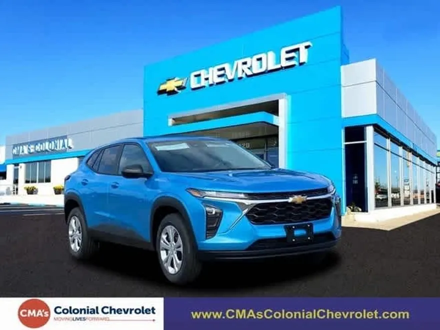 2026 Chevrolet Trax LS photo 1