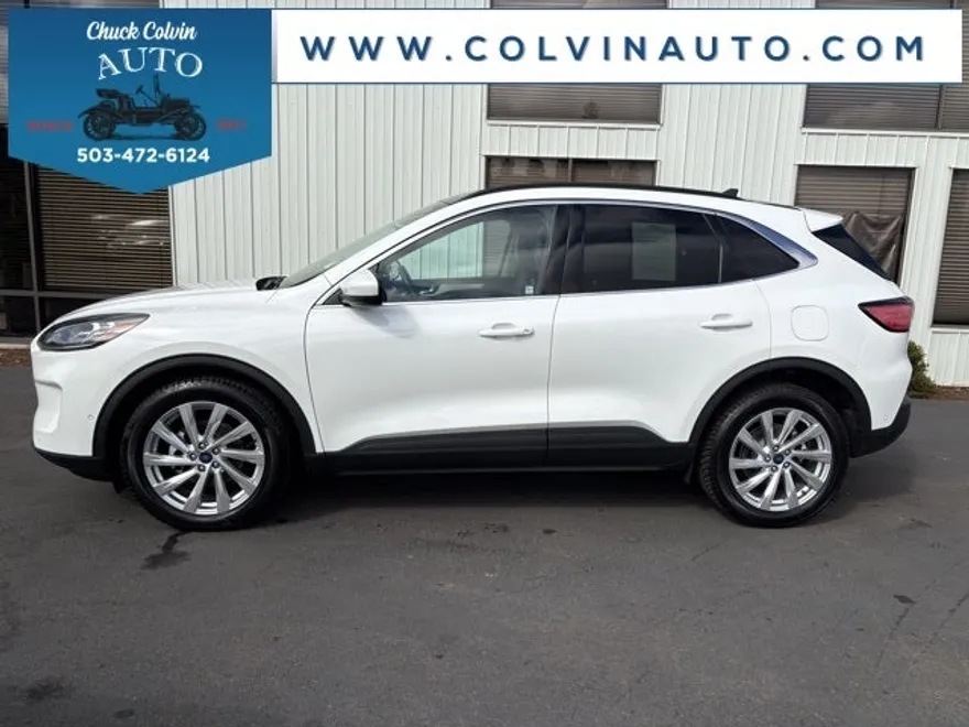 2021 Ford Escape Titanium photo 1