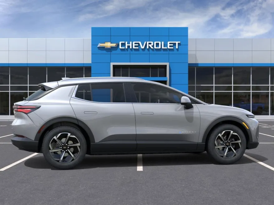 2026 Chevrolet Equinox EV 1LT photo 1